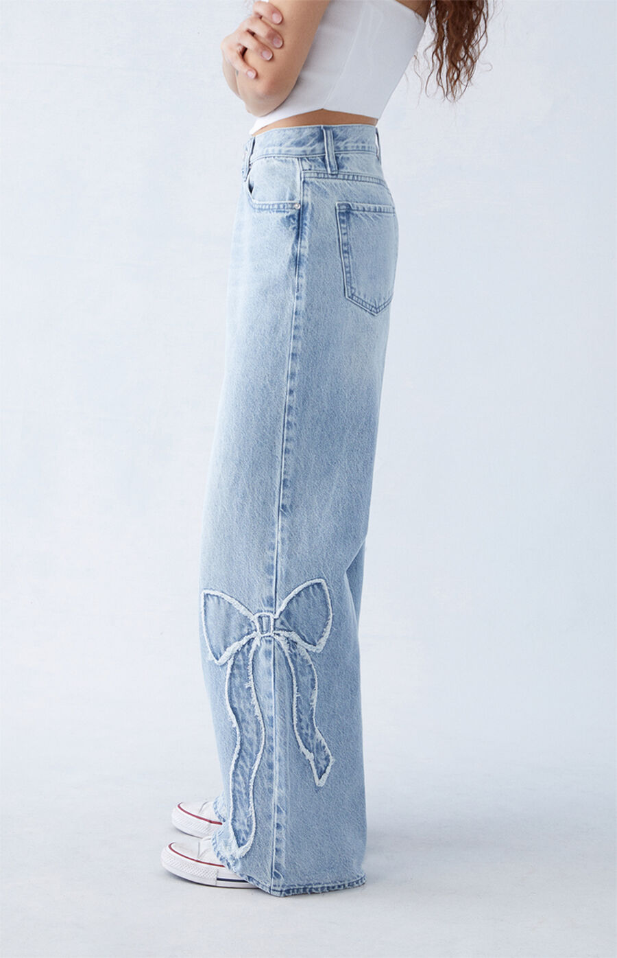 Light Indigo Bow Jeans™