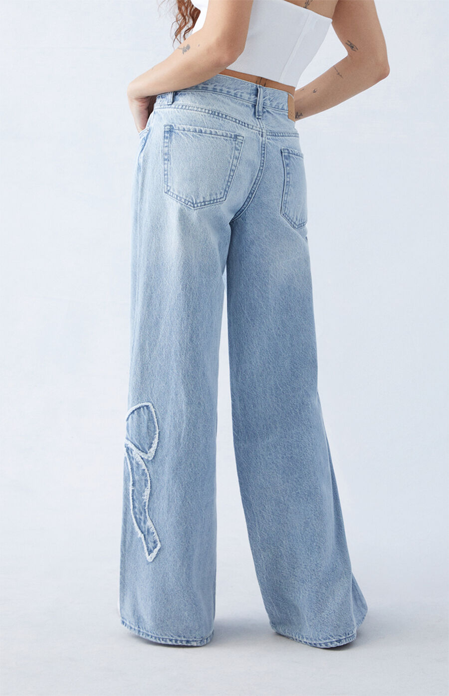Light Indigo Bow Jeans™